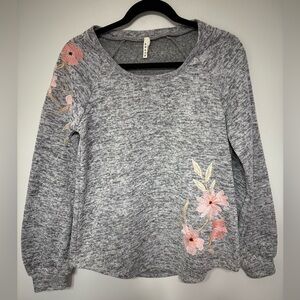 ROPER NWOT Gray Women’s Polar Fleece Floral Sweater